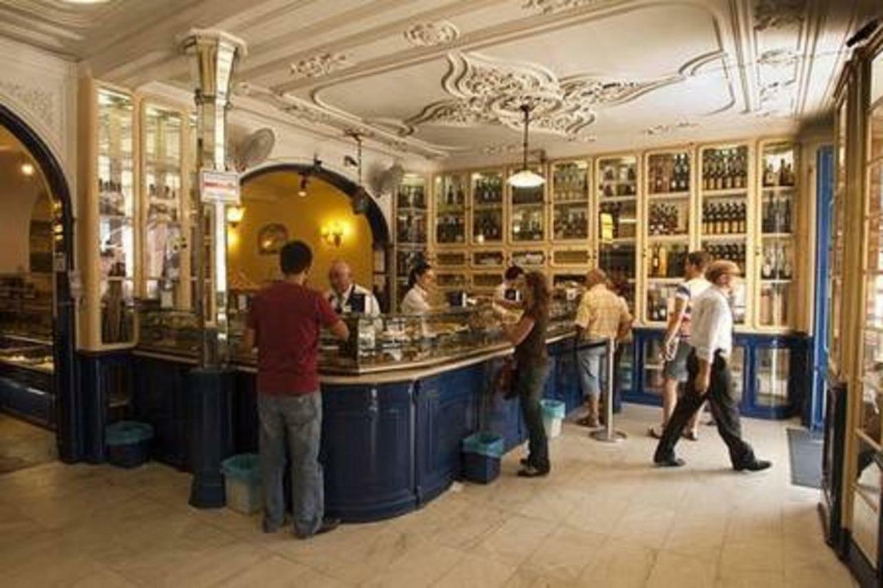 Art-deco In Belem Lissabon